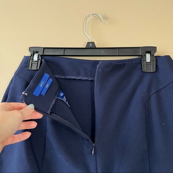 ✨ Apt. 9 Women’s Navy Blue Pencil Skirt 4 - Picture 5 of 6